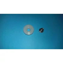 BMW görgö rögzítő szegeccsel